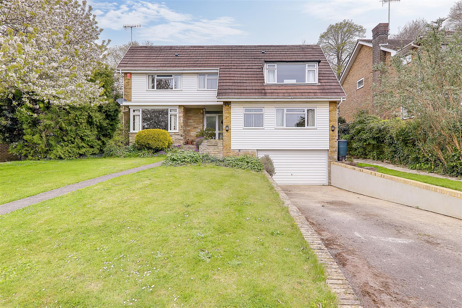 House - Detached | Longlands Spinney, Worthing | For Sale